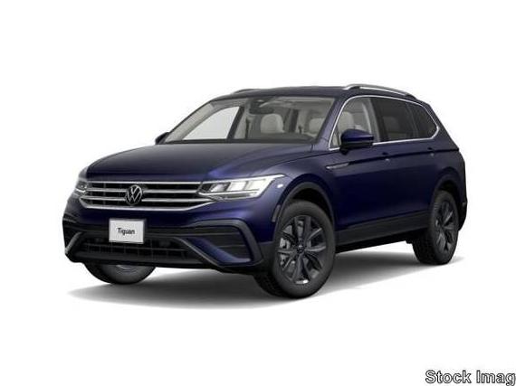 VOLKSWAGEN TIGUAN 4MOTION 2022 3VV2B7AX4NM146379 image